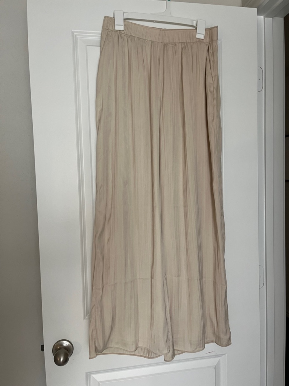 Abercrombie & Fitch Cream Wide-Leg Maxi Pants